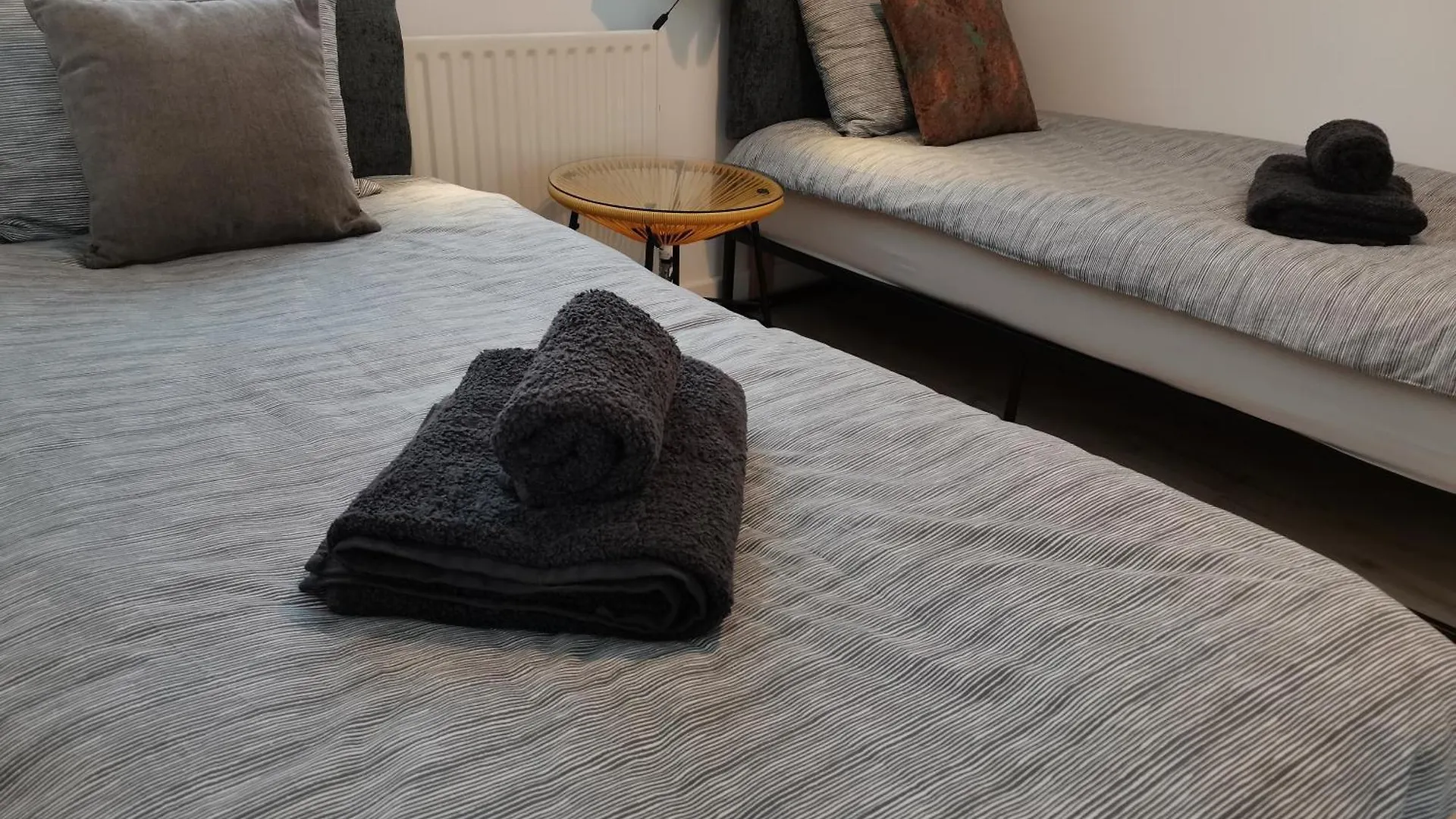 Contemporary 3 Bedroom House With Garden And Private Parking Nottingham 0*,  United Kingdom